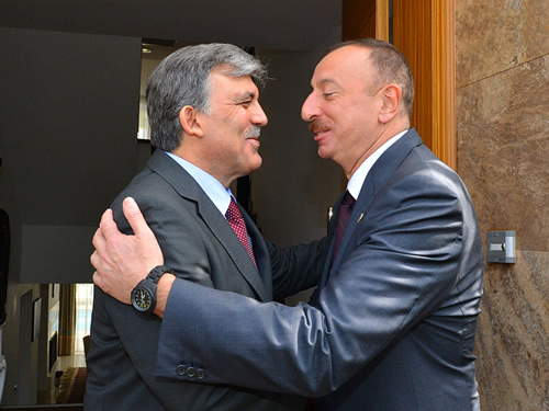 President Gül Meets with President Aliyev of Azerbaijan